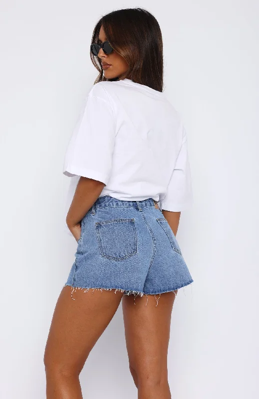 Take Me Home Denim Shorts Mid Blue Wash