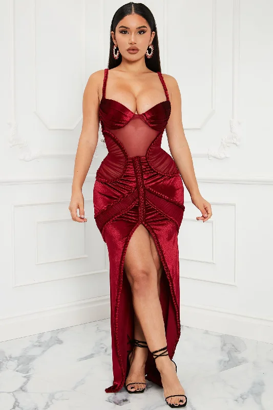 Caught Your Eye Velvet Maxi Dress - Burgundy