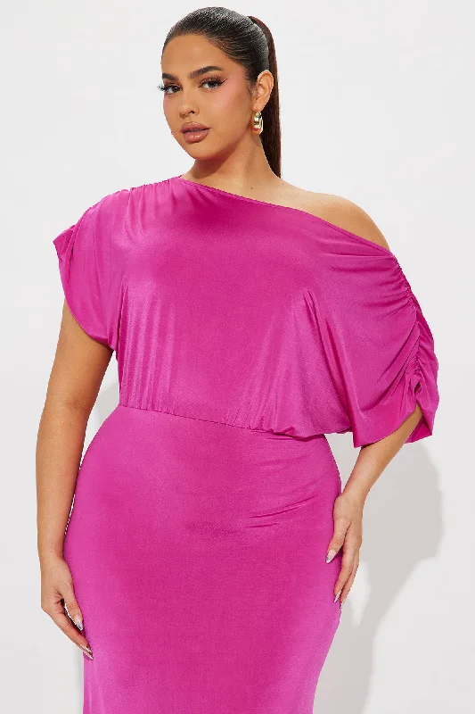 Gracing Presence Maxi Dress - Magenta