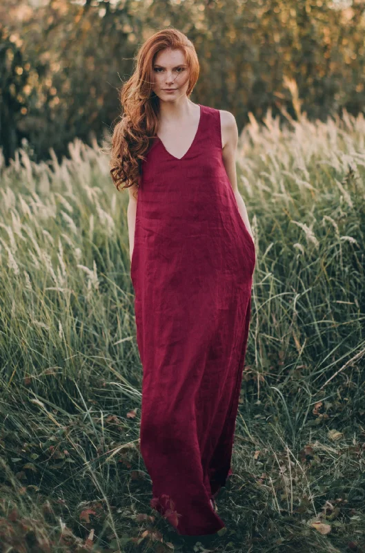 Minimalist Linen Maxi Dress with V-neck