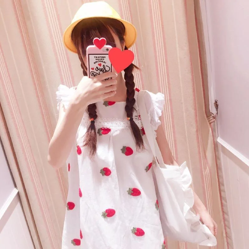 Harajuku Strawberry Embroideried Dress