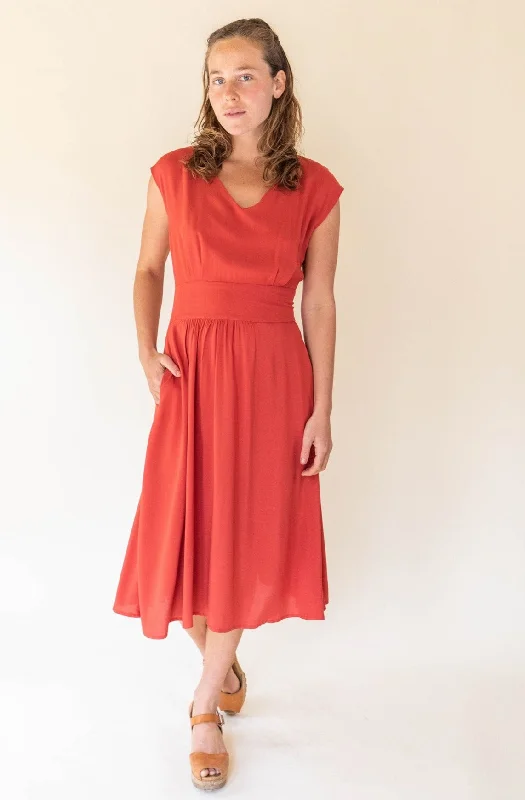 Joy dress in Coral